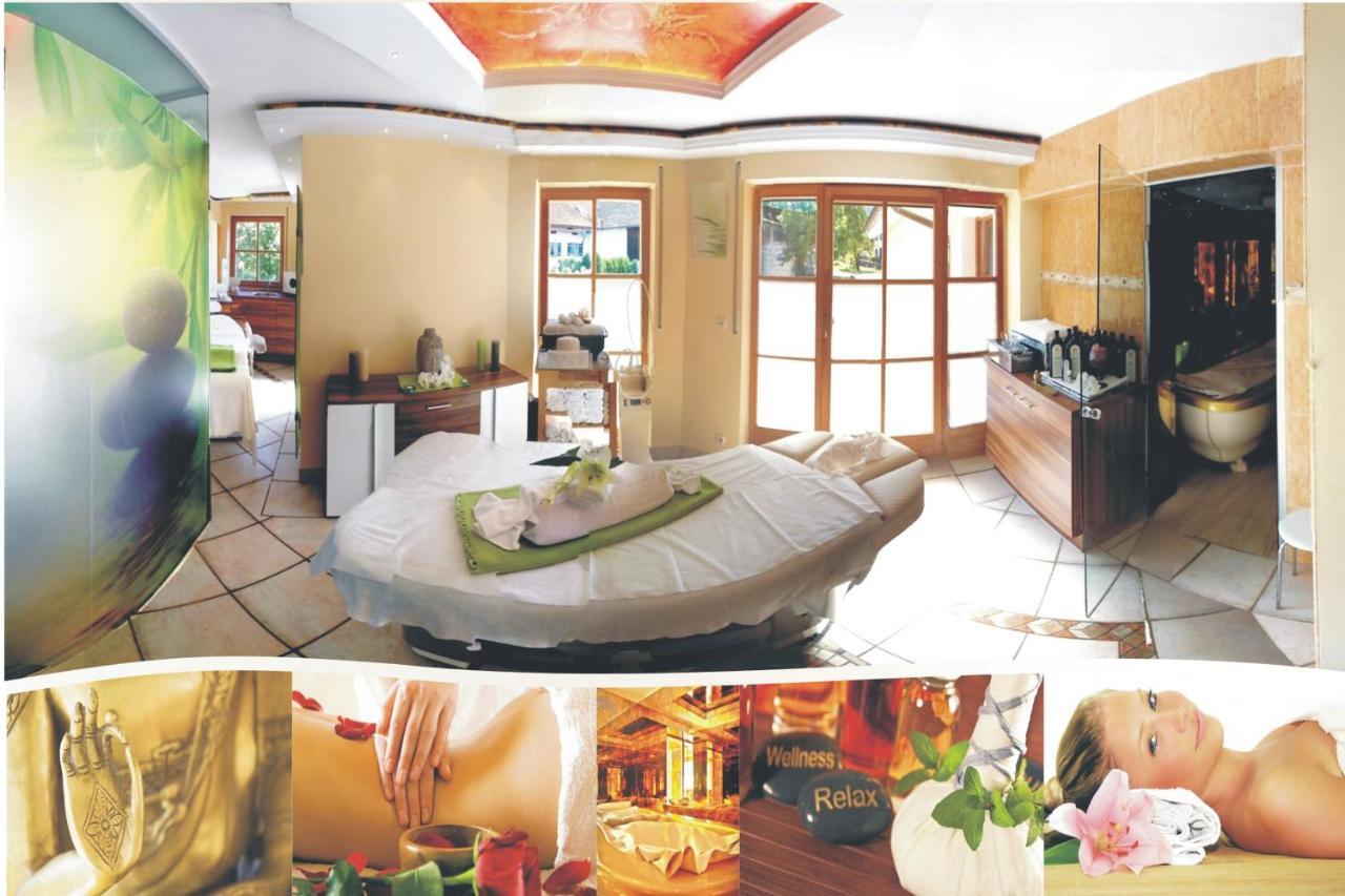 Wellness & Landhotel Prinz- Wellness & Romantik Anger Habitación foto